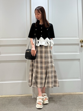 「JILL by JILL STUART（ジルバイジルスチュアート）の裾リボンカーディガン（ニット/セーター、ブラック系）」を使った、yurinajillbyさん（レディース・154cm）の夏コーディネート