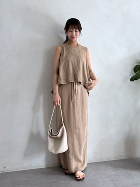 「DouDou（ドゥドゥ）のリヨセルベルト付タイトスカート（スカート、ベージュ系）」を使った、naoさん（レディース・162cm）の夏コーディネート