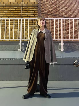 「ベロア」｜「アイテム（サロペット/オーバーオール）」を使った、まっちゃんさん（レディース・154cm）の冬コーディネート