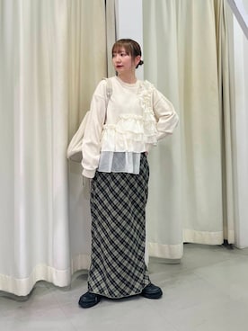 「KBF（ケイビーエフ）のフリルドッキングスウェット（スウェット）」を使った、まっちゃんさん（レディース・154cm）の冬コーディネート