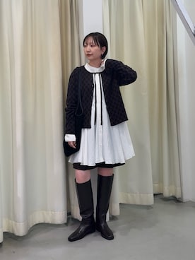 「KBF（ケイビーエフ）のフラワージャガードカーディガン（カーディガン/ボレロ、ブラウン系）」を使った、まっちゃんさん（レディース・154cm）の秋コーディネート