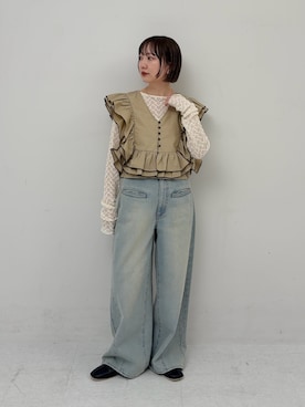 「KBF（ケイビーエフ）の2WAYバイカラーフリルブラウス（シャツ/ブラウス、ベージュ系）」を使った、まっちゃんさん（レディース・154cm）の春コーディネート