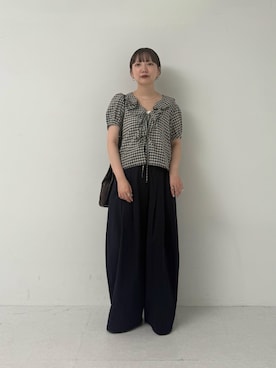 「KBF（ケイビーエフ）のフリルVネックブラウス（シャツ/ブラウス、ブルー系）」を使った、まっちゃんさん（レディース・154cm）の夏コーディネート