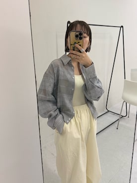 「KBF（ケイビーエフ）のシアーチェックコンパクトシャツ（シャツ/ブラウス、グレー系）」を使った、まっちゃんさん（レディース・154cm）の冬コーディネート