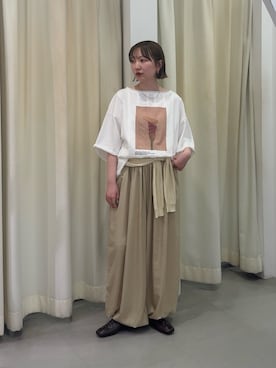 「KBF（ケイビーエフ）のピンタックフォトプリントTEE（Tシャツ/カットソー、ホワイト系）」を使った、まっちゃんさん（レディース・154cm）の春コーディネート