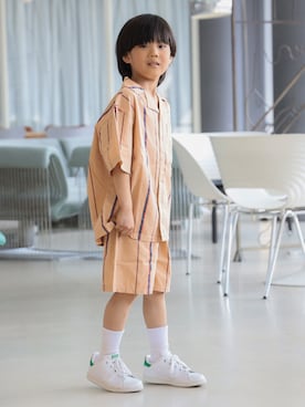 「こども ビームス（コドモビームス）のadidas / スタンスミス J（22～24cm）（スニーカー、ホワイト系）」を使った、こども ビームスさん（キッズ・80cm）の春コーディネート