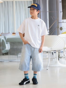 「こども ビームス（コドモビームス）のBEAMS × こども ビームス / BEAMS サガラ刺繍 ベーシック キャップ 2026（47～61cm）（キャップ、ブルー系）」を使った、こども ビームスさん（キッズ・80cm）の春コーディネート