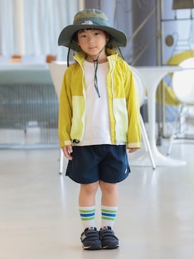 「こども ビームス（コドモビームス）のアイテム（パンツ）」を使った、こども ビームスさん（キッズ・100cm）の夏コーディネート
