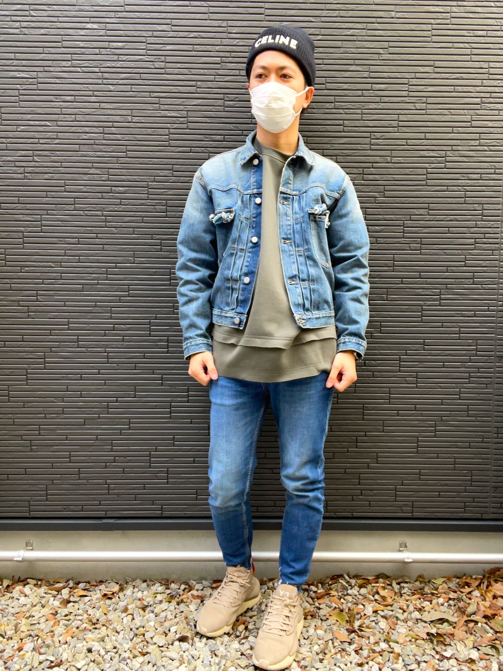 「大人コーデ、スニーカー、デニムコーデ、セリーヌ、Y-3、メゾンマルジェラ、セットアップ」｜「ZARAのアイテム（デニムパンツ、ブルー系）」を使った、junpei3さん（メンズ・177cm）の冬コーディネートの1枚目の写真
