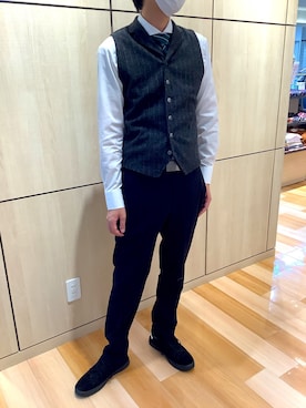 「TOKYO SHIRTS（トウキョウシャツ）のアイテム（ベスト）」を使った、TOKYO SHIRTS 盛岡イオンモール店さん（メンズ・175cm）の秋コーディネート