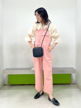 「w closet（ダブルクローゼット）のアイテム（オールインワン・サロペット）」を使った、anzuさん（レディース・163cm）の春コーディネート