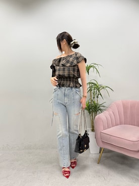 「one after another NICE CLAUP(ワンアフターアナザーナイスクラップ)のワンショルリボンフリルブラウス(シャツ/ブラウス、その他)」を使った、marikoさん(レディース・162cm)の春コーディネート