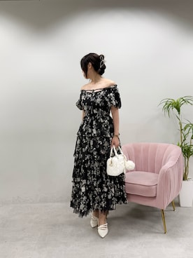 「one after another NICE CLAUP(ワンアフターアナザーナイスクラップ)の【Black Ribbon Collection】バックリボンティアードワンピース(ワンピース、ブラック系)」を使った、marikoさん(レディース・162cm)の春コーディネート