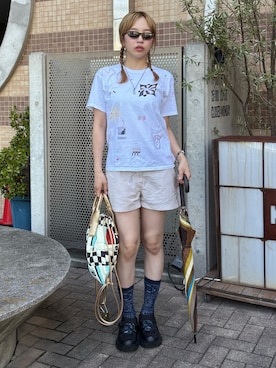 「アイテム（長傘）」を使った、miyu kaneko さん（レディース・160cm）の夏コーディネート