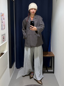 「PAGEBOY（ページボーイ）のサイドタックルーズウラケパンツ/イージーパンツ【4color・2size】（スウェットパンツ）」を使った、miyu kaneko さん（レディース・160cm）の秋コーディネート