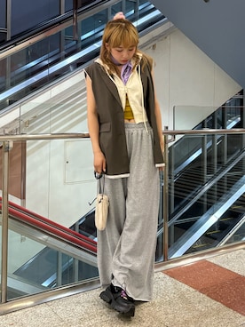 「アイテム（パーカー）」を使った、miyu kaneko さん（レディース・160cm）の夏コーディネート