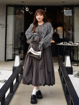 「アイテム（ローファー）」を使った、きらりさん（レディース・164cm）の秋コーディネート