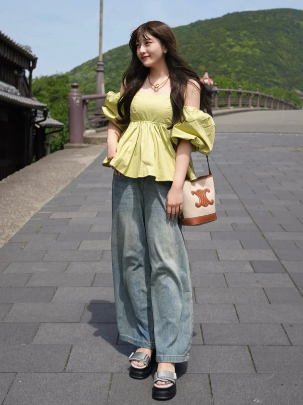 andequal ボリュームオフショルダーブラウス Andequal ボリュームオフショルダーブラウス - メルカリ