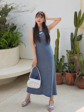 「DIESEL（ディーゼル）のアイテム」を使った、きらりさん（レディース・164cm）の秋コーディネート