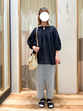 「花柄」｜「アイテム（チュニック）」を使った、砂糖さん（レディース・155cm）の春コーディネート