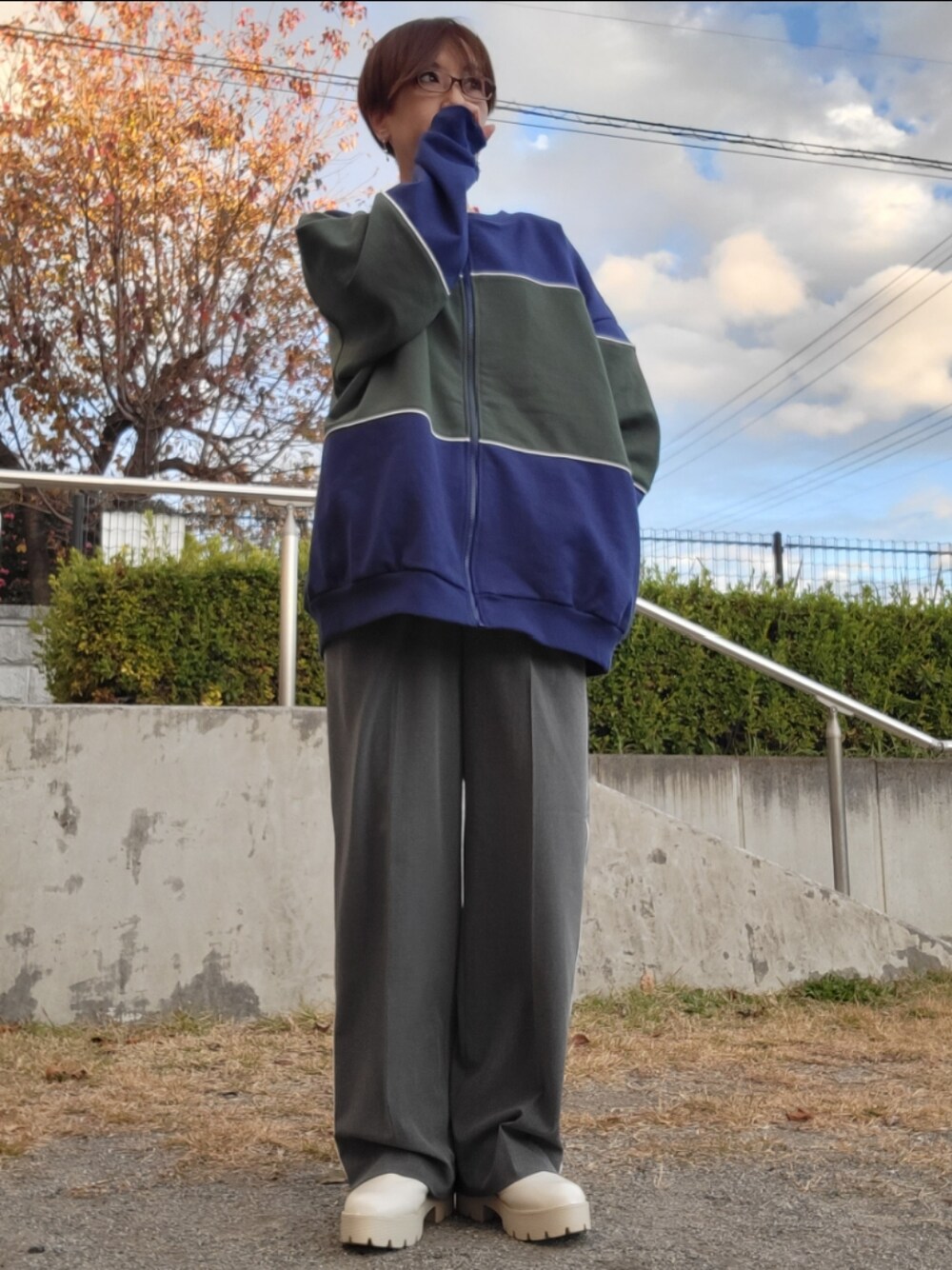 SLY(スライ)の「COLOR BLOCKING PIPING 2WAY SW カラー SLY(スライ)の「COLOR BLOCKING PIPING 2WAY SW カラー