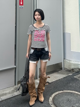 「WHO'S WHO gallery（フーズフーギャラリー）のリングドットヘンリーネックメッセージ TEE（Tシャツ/カットソー、ホワイト系）」を使った、makiさん（レディース・159cm）の夏コーディネート