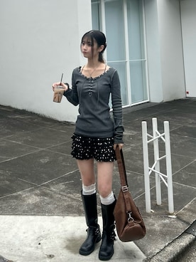 「WHO'S WHO gallery（フーズフーギャラリー）のアイテム（その他パンツ）」を使った、makiさん（レディース・159cm）の春コーディネート