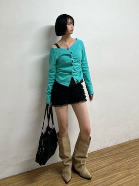 「WHO'S WHO gallery（フーズフーギャラリー）の【WEB限定】ゴールドボタンギャザーL/Sトップス（Tシャツ/カットソー、ブルー系）」を使った、makiさん（レディース・159cm）の夏コーディネート