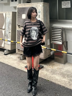 「WHO'S WHO gallery（フーズフーギャラリー）のダブルウエストサテンロゴショーツ（その他パンツ、ブラック系）」を使った、makiさん（レディース・159cm）の夏コーディネート