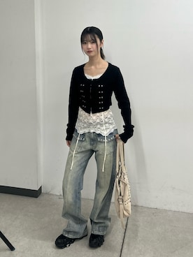 「WHO'S WHO gallery（フーズフーギャラリー）の【WEB限定サイズあり】ナポレオンショートトップス（Tシャツ/カットソー、ブラック系）」を使った、makiさん（レディース・159cm）の春コーディネート