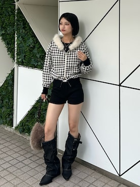 「WHO'S WHO gallery（フーズフーギャラリー）のアイテム（パーカー）」を使った、makiさん（レディース・159cm）の夏コーディネート
