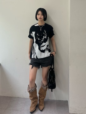 「WHO'S WHO gallery（フーズフーギャラリー）のVIDEO SHOP × PeterAnderson Facephoto TEE（Tシャツ/カットソー、ブラック系）」を使った、makiさん（レディース・159cm）の夏コーディネート