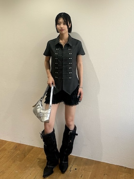 「WHO'S WHO gallery（フーズフーギャラリー）の【WEB限定】ナポレオンコンパクト半袖シャツ（シャツ/ブラウス、ブラック系）」を使った、makiさん（レディース・159cm）の夏コーディネート