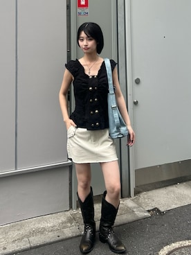 「WHO'S WHO gallery（フーズフーギャラリー）のWボタンレースチュニック（シャツ/ブラウス、ブラック系）」を使った、makiさん（レディース・159cm）の夏コーディネート