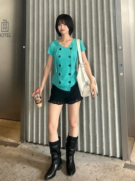 「WHO'S WHO gallery（フーズフーギャラリー）の2WAYベルテッドブーツ（ブーツ、ブラック系）」を使った、makiさん（レディース・159cm）の夏コーディネート
