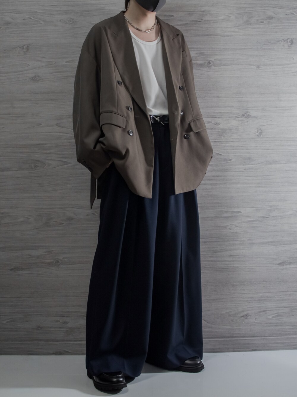 【VELNUS】2wayモードデザイン オーバーダブルテーラードジャケット VELNUS】2way mode design over double tailored jacket / 2way