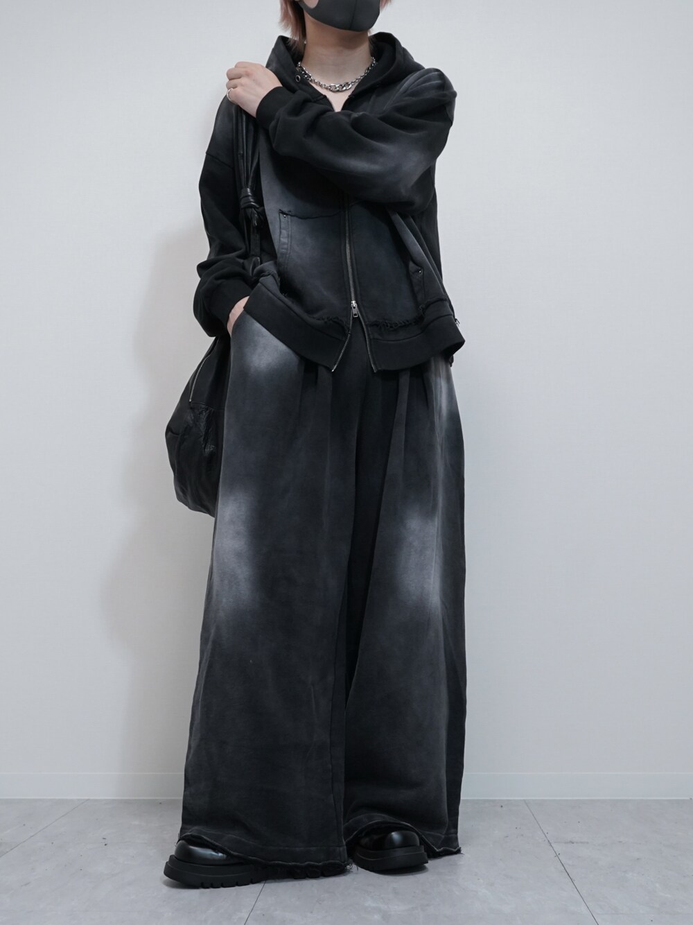 MAISON SPECIAL（メゾンスペシャル）の「《UNISEX》Leather Shoulder