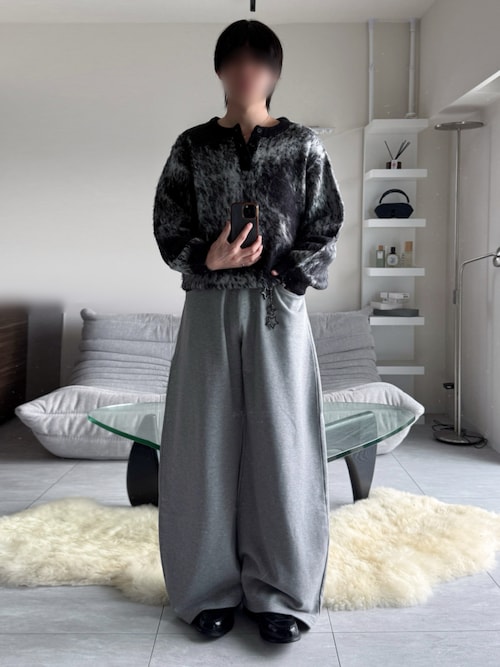 「VELNUS(ベルナス)の【VELNUS】Curved Design Wide Sweatpants/カーブデザイン ワイドスウェットパンツ(スウェットパンツ)」を使った、けいさん(メンズ・177cm)の秋コーディネート