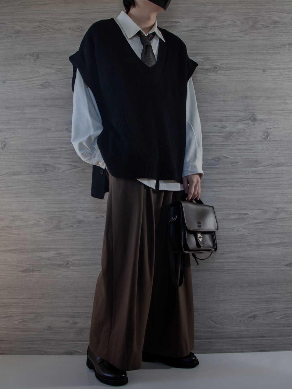 Lui's ロマンスワイドタックパンツ Lui's（ルイス）の「ウォームロマンスワイドタックパンツ