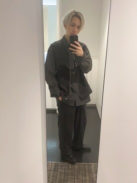 「リドム」｜「アイテム（スラックス）」を使った、sin72さん（メンズ・173cm）の春コーディネート