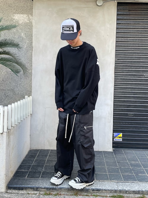【コーデに遊び心を】Palm Angels カレッジクラシックTシャツ Palm Angels パームエンジェルス New College Logo Over Tシャツ