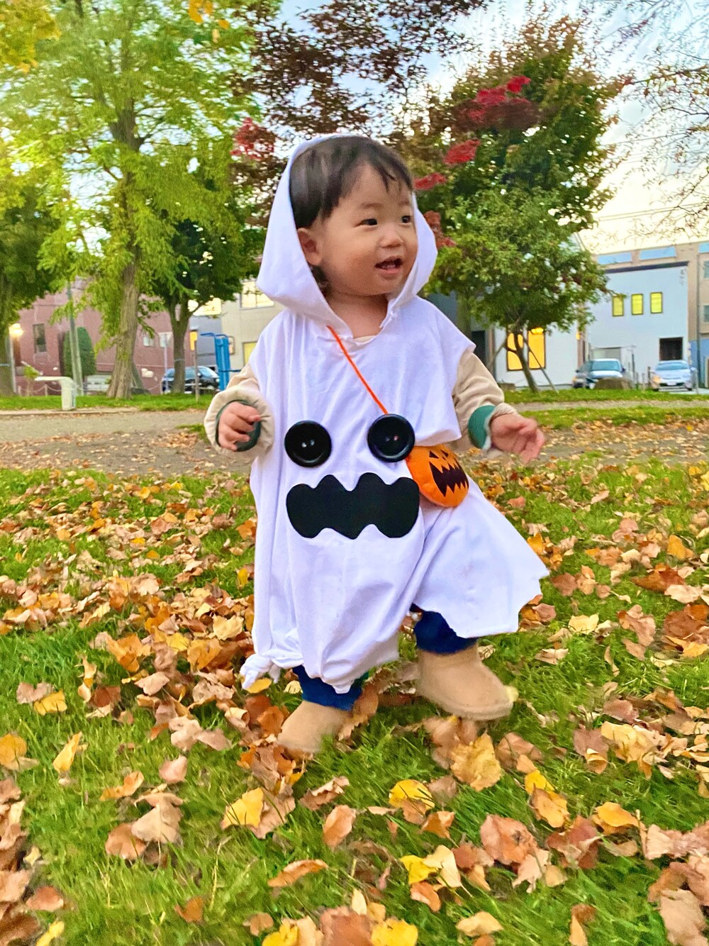 「WEARハロウィン2022、秋コーデ、1歳、手作り、ハロウィンコーデ、おばけ、仮装」｜「手作りのアイテム（トップス、ホワイト系）」を使った、itmuuuuuさん（キッズ・80cm）の秋コーディネートの1枚目の写真