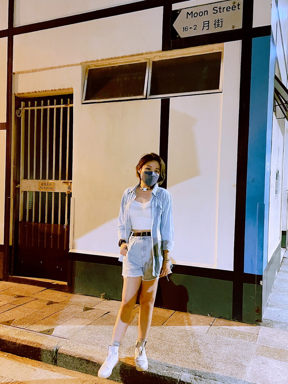 「denim」｜「musium divのPaint Splatter Denim Shorts（カーゴパンツ、ブルー系）」を使った、ココ 💭さん（レディース・157cm）の冬コーディネートの1枚目の写真