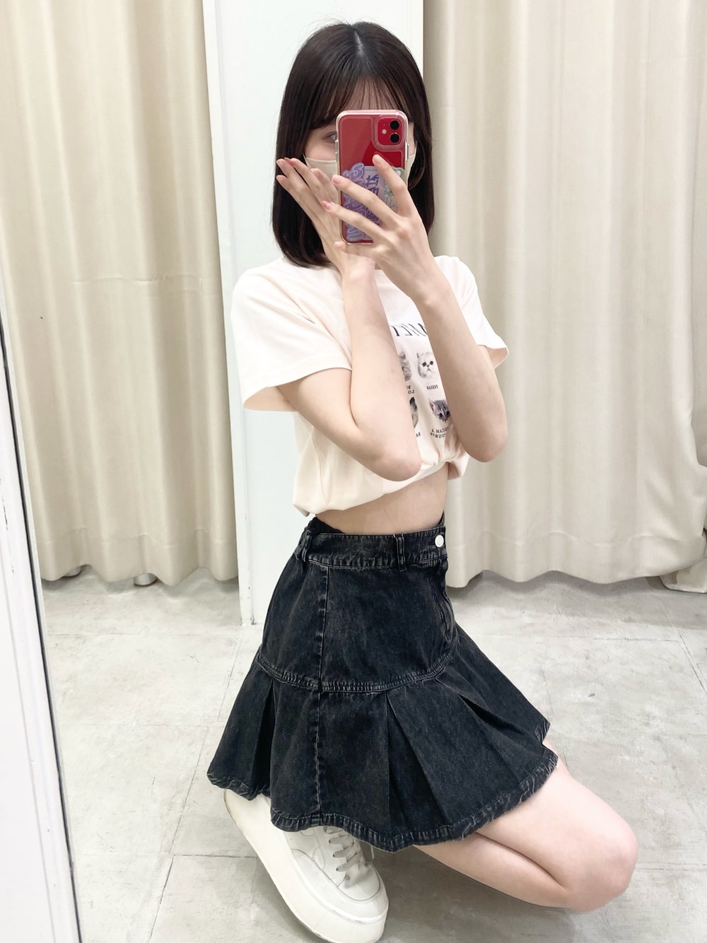 「ナイスクラップ、骨格ウェーブ、高身長、高身長女子、高身長コーデ、ootd、one after another NICE CLAUP、最近のいい感じコーデ、カジュアル、モノトーン、お出かけコーデ、オトナカジュアル、おしゃれさんと繋がりたい、モノトーンコーデ、シンプルコーデ」｜「one after another NICE CLAUPのプラットフォームスニーカー（スニーカー、ホワイト系）」を使った、moeさん（レディース・174cm）の冬コーディネートの1枚目の写真