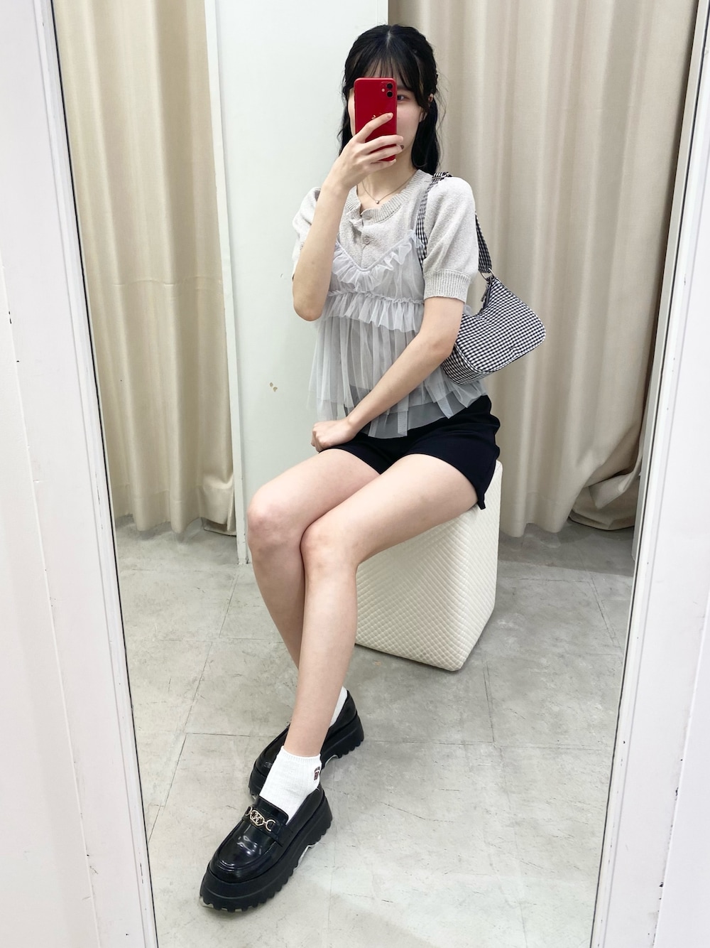 「ナイスクラップ、骨格ウェーブ、高身長コーデ、高身長女子、ootd、one after another NICE CLAUP、プチプラ、お出かけコーデ、レイヤードスタイル、ビスチェ、夏コーデ、楽チンコーデ、初秋コーデ、ラフコーデ、休日スタイル」｜「one after another NICE CLAUPのギンガムチェックホーボーバッグ（ショルダーバッグ、ブラック系）」を使った、moeさん（レディース・174cm）の夏コーディネートの1枚目の写真