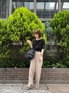 「Te chichi（テチチ）のアイテム（スラックス）」を使った、シンちゃんさん（レディース・160cm）の春コーディネート