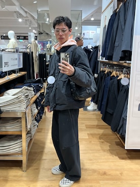 「INSILENCE（インサイロンス）のアイテム」を使った、きりはらさん（メンズ・168cm）の冬コーディネート