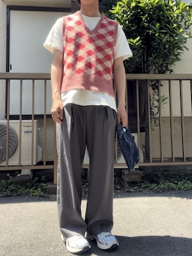 「usedのアイテム（ベスト、レッド系）」を使った、きりはらさん（メンズ・168cm）の春コーディネート