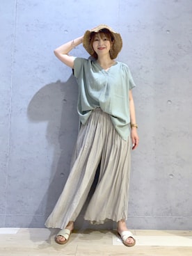 「LEPSIM（レプシィム）のペーパーフリンジバケットハット　935024（ハット、ベージュ系）」を使った、hanaeさん（レディース・161cm）の夏コーディネート