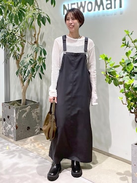 「アイテム（ジャンパースカート）」を使った、SAYAさん（レディース・159cm）の秋コーディネート
